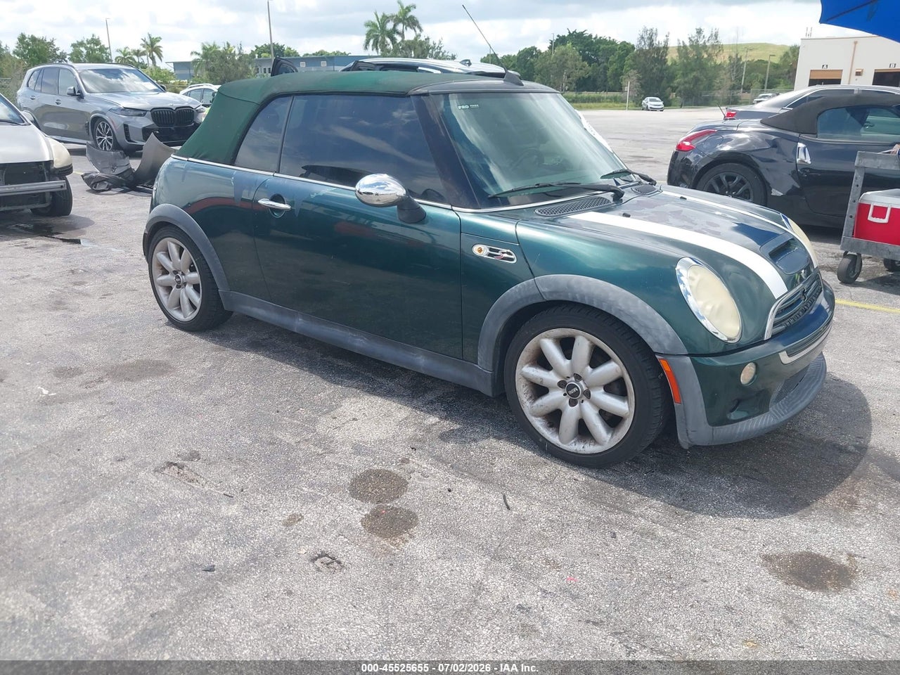 WMWRH33566T****** · 2006 MINI COOPER S