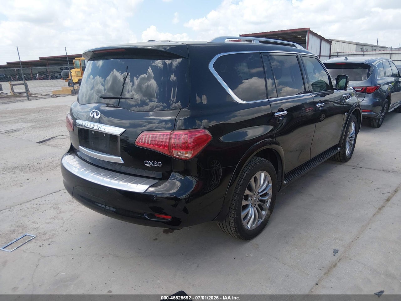 2016 INFINITI QX80 · 4/11