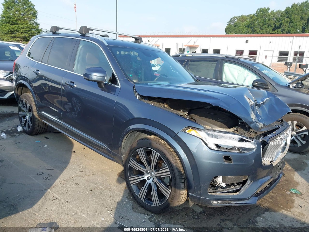 YV4A22PL6M1****** · 2021 VOLVO XC90 T6 INSCRIPTION 7 PASSENGER