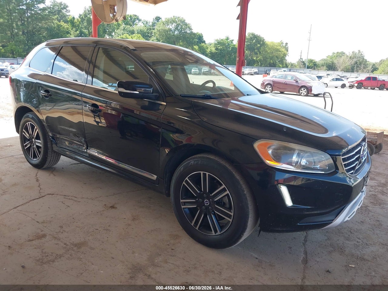 YV440MDRXH2****** · 2017 VOLVO XC60 T5 DYNAMIC