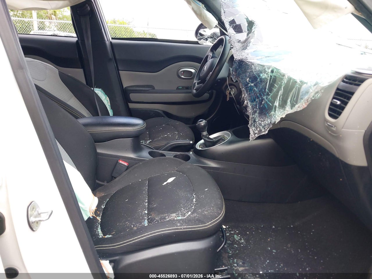 2015 KIA SOUL + · 5/11