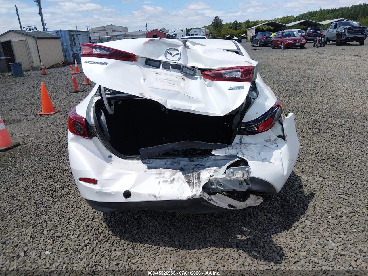 2014 MAZDA MAZDA3 I SPORT · 6/11