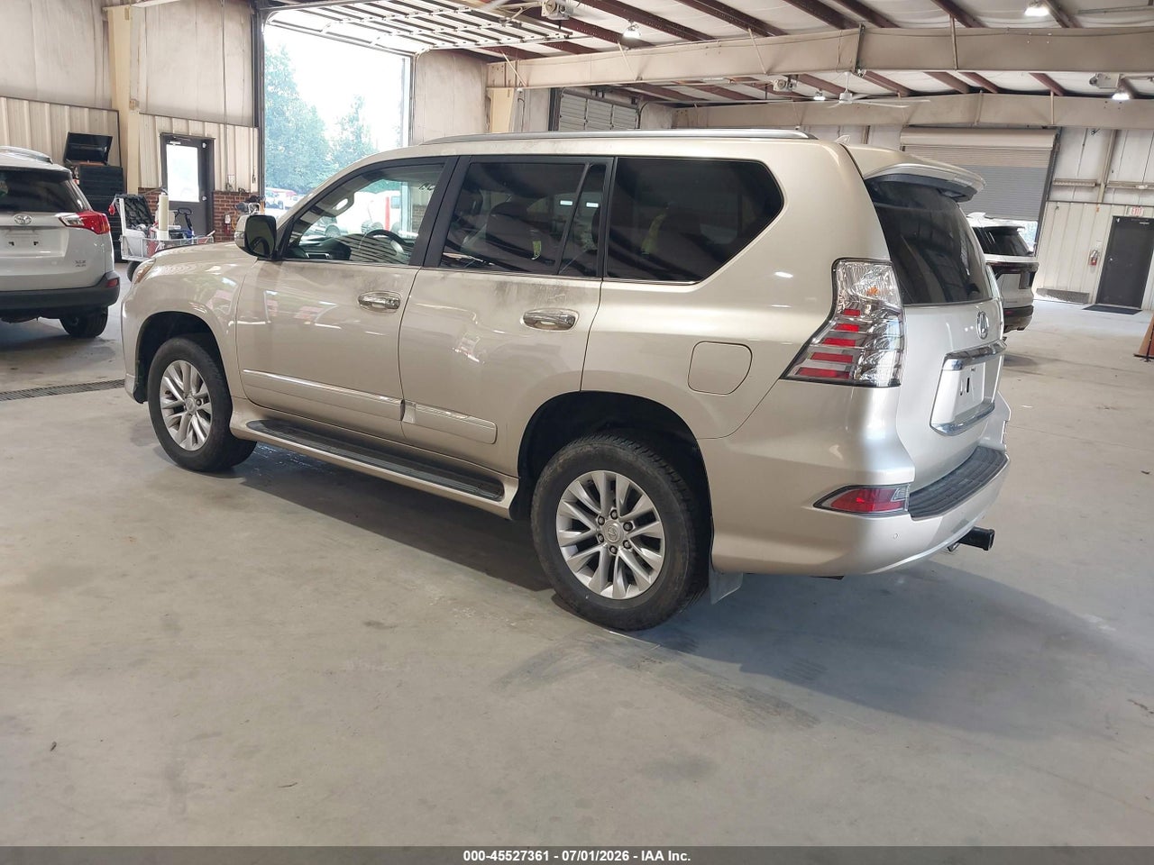 2014 LEXUS GX 460   · 3/11