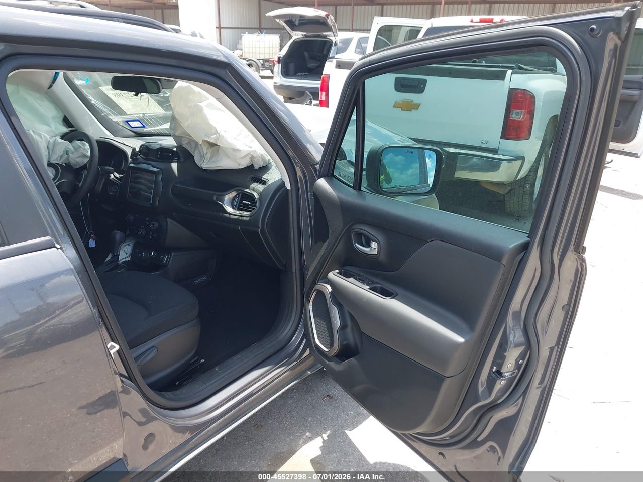 2023 JEEP RENEGADE LATITUDE 4X4 · 5/11
