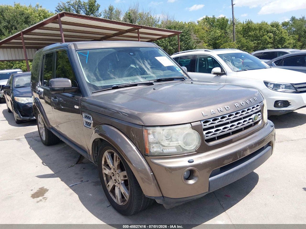 SALAC2D45AA****** · 2010 LAND ROVER LR4
