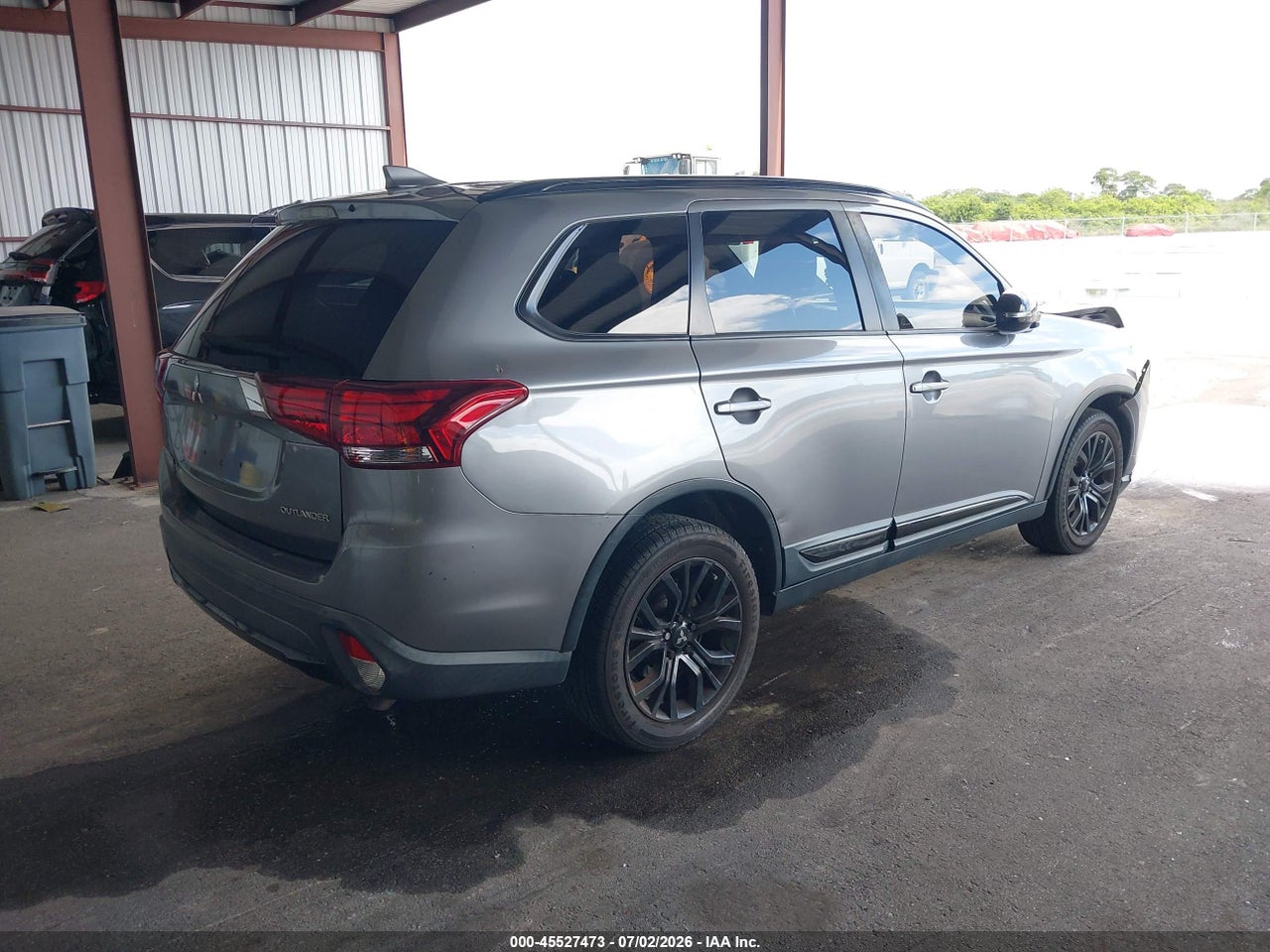2018 MITSUBISHI OUTLANDER LE · 4/11