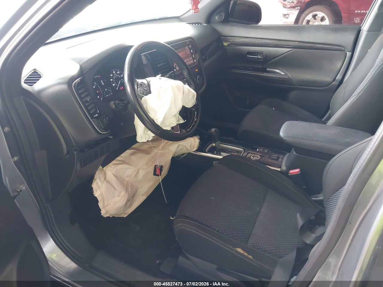 2018 MITSUBISHI OUTLANDER LE · 5/11