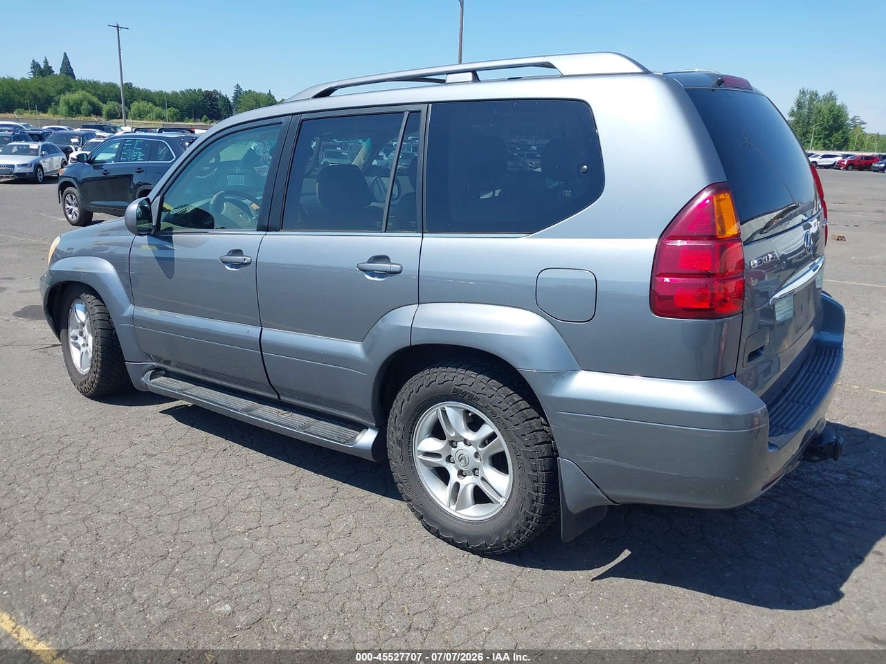2004 LEXUS GX 470 · 3/11