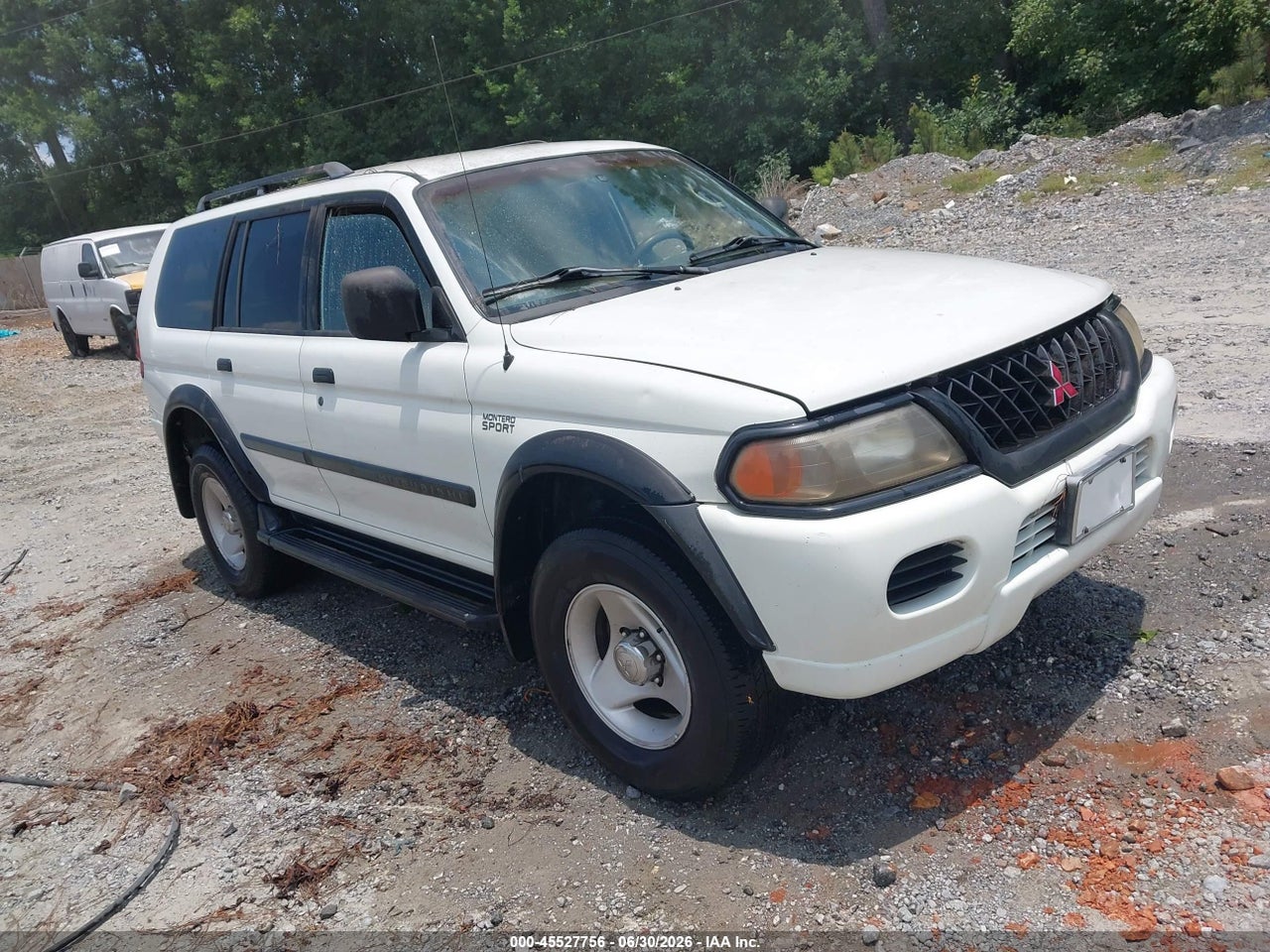 JA4MT21H31P****** · 2001 MITSUBISHI MONTERO SPORT ES/LS