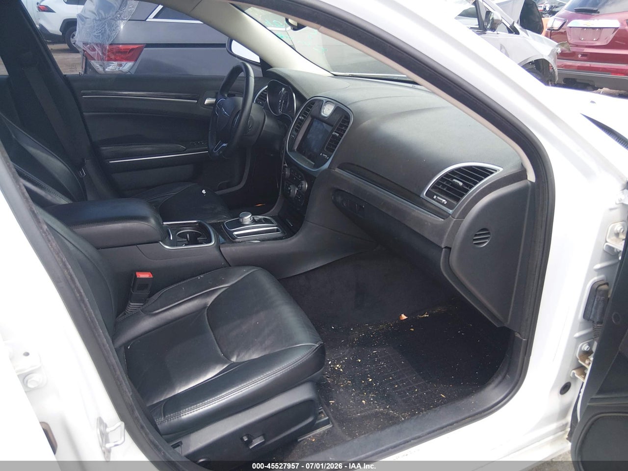 2017 CHRYSLER 300 LIMITED · 5/11