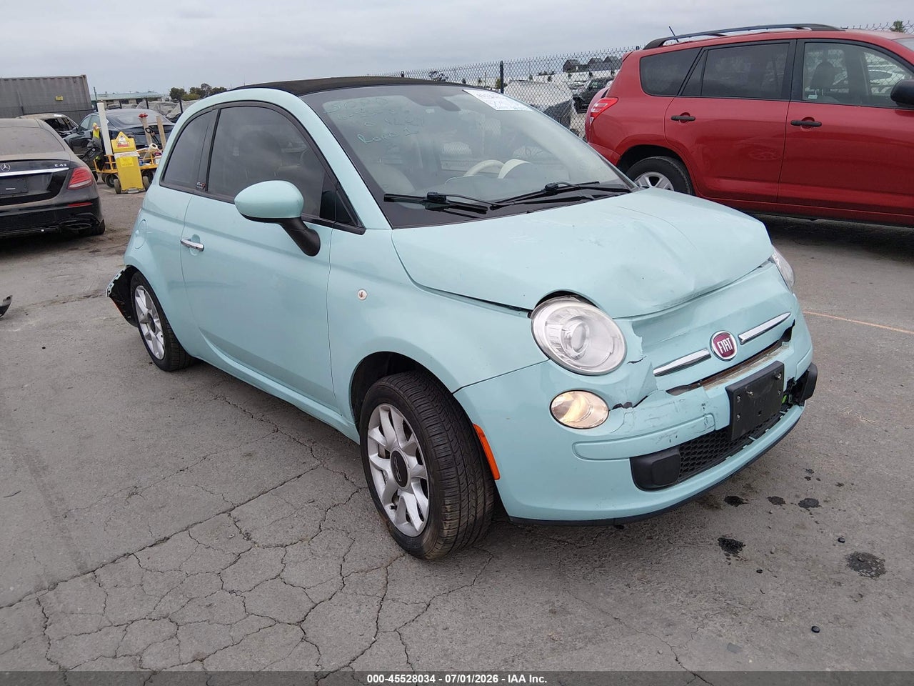 3C3CFFLR3HT****** · 2017 FIAT 500C POP