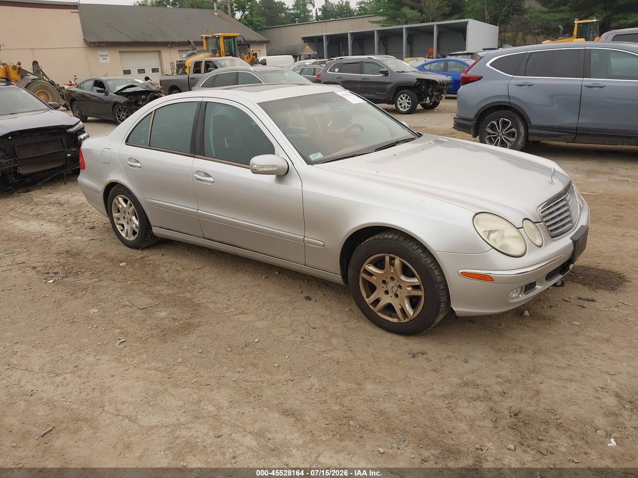 WDBUF82J65X****** · 2005 MERCEDES-BENZ E 320 4MATIC