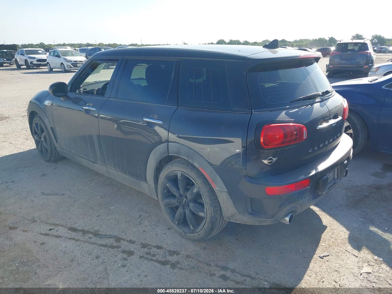 2016 MINI CLUBMAN COOPER S · 3/11