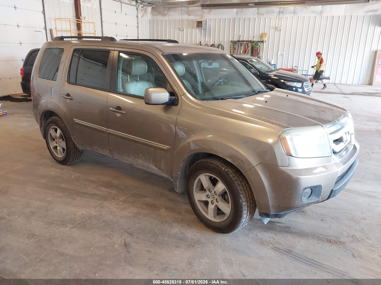 5FNYF4H57AB****** · 2010 HONDA PILOT EX-L
