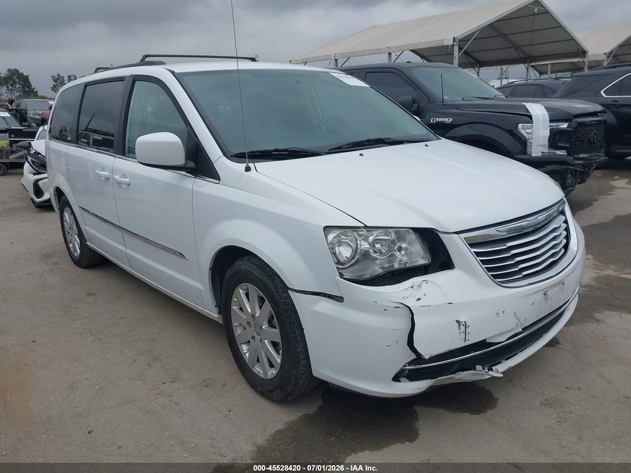 2C4RC1BG8GR****** · 2016 CHRYSLER TOWN &amp; COUNTRY TOURING