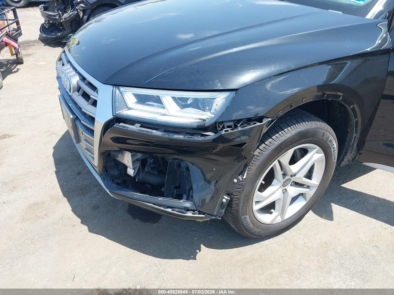 2018 AUDI Q5 2.0T PREMIUM/2.0T TECH PREMIUM · 6/11