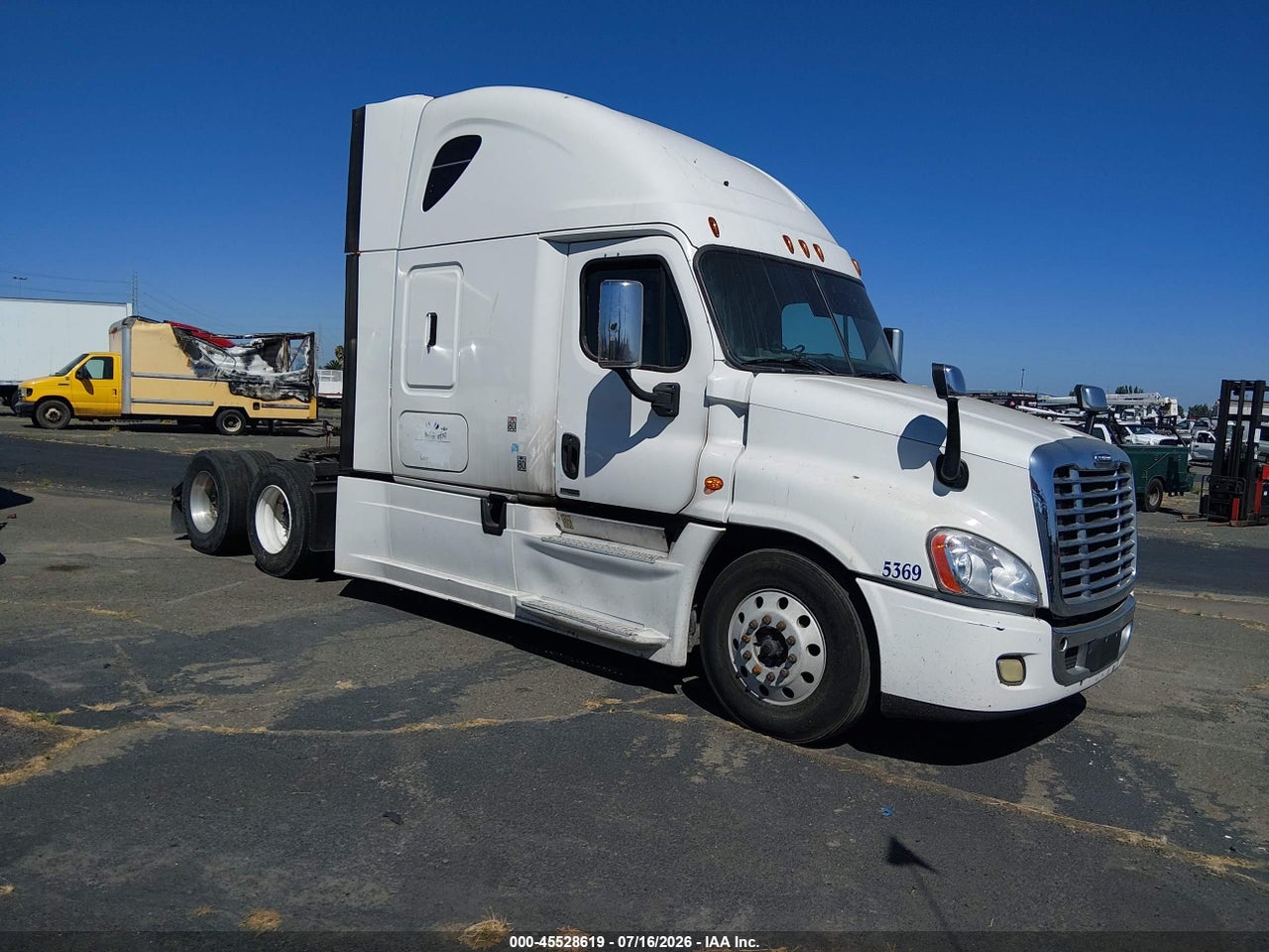 3AKJGLD52GS****** · 2016 FREIGHTLINER CASCADIA 125