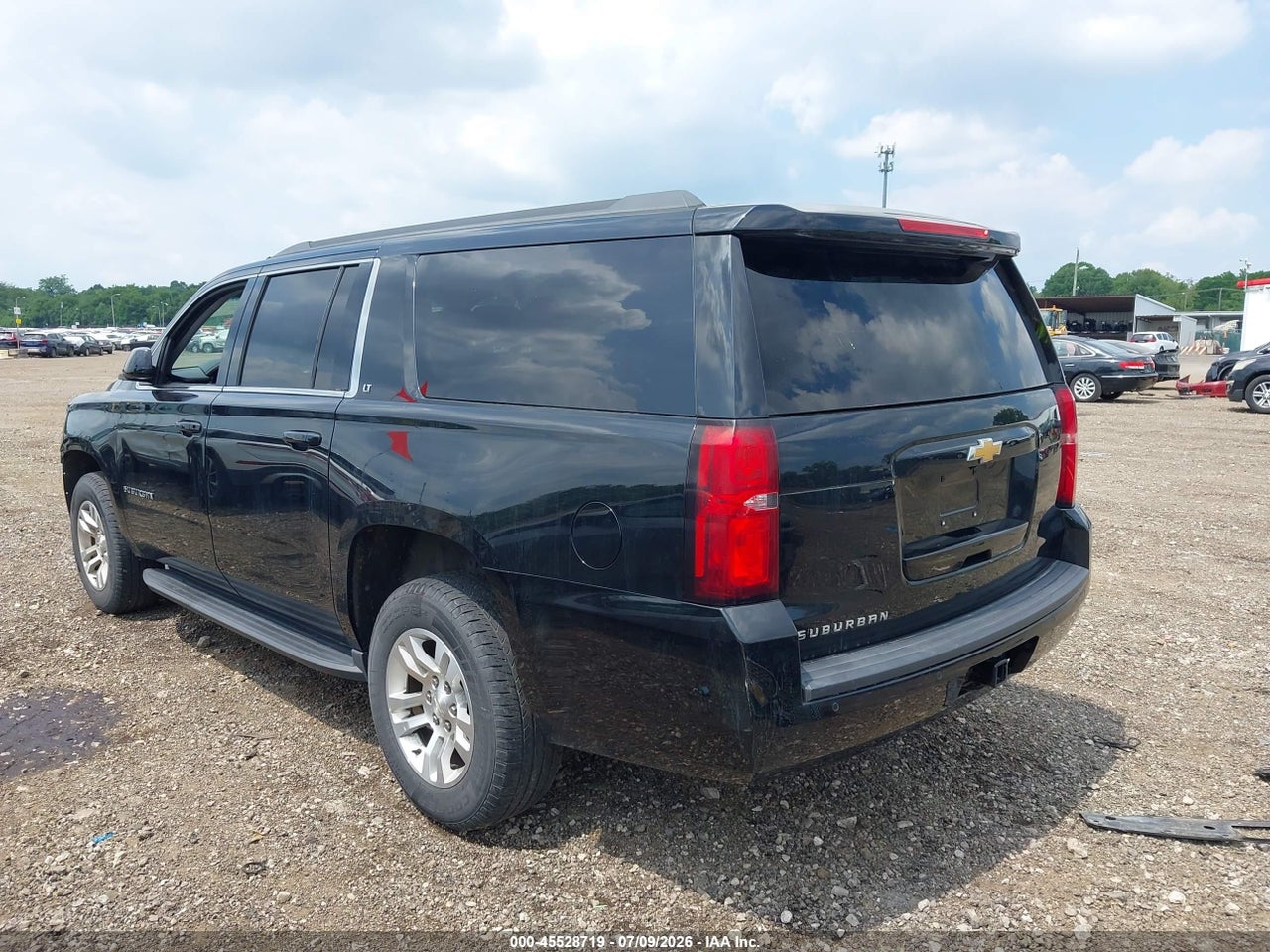 2018 CHEVROLET SUBURBAN LT · 3/11