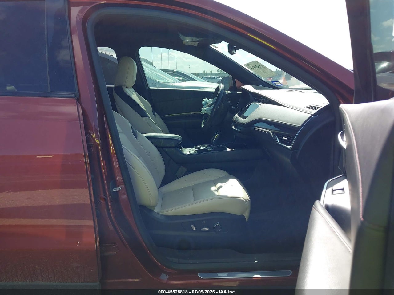 2019 CADILLAC XT4 SPORT · 5/11