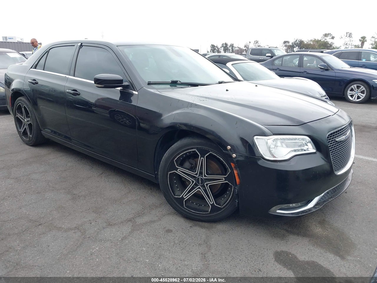 2C3CCAAG0GH****** · 2016 CHRYSLER 300 ANNIVERSARY EDITION
