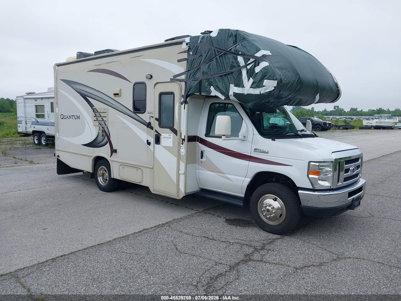 1FDXE4FSXHD****** · 2017 FORD E-450 CUTAWAY