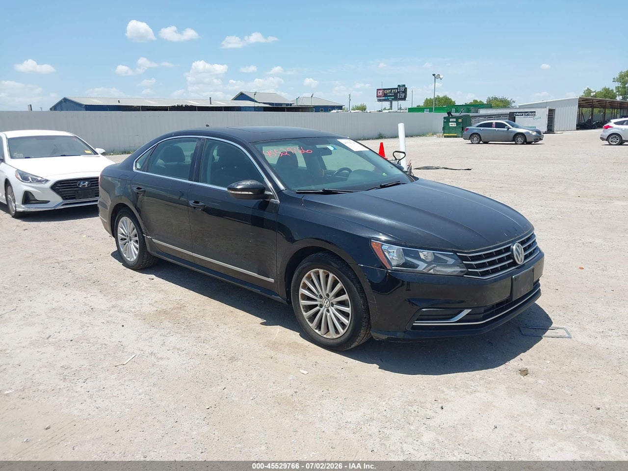 1VWBS7A35GC****** · 2016 VOLKSWAGEN PASSAT 1.8T SE