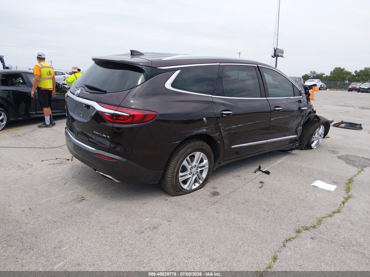2018 BUICK ENCLAVE ESSENCE · 4/11