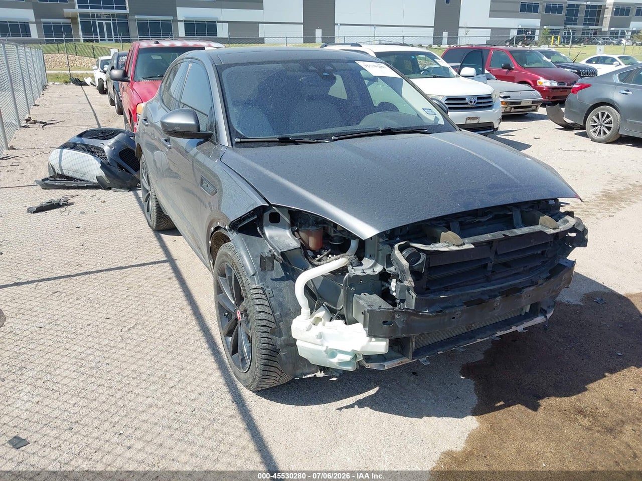 SADFP2FX9L1****** · 2020 JAGUAR E-PACE SE P250 AWD AUTOMATIC