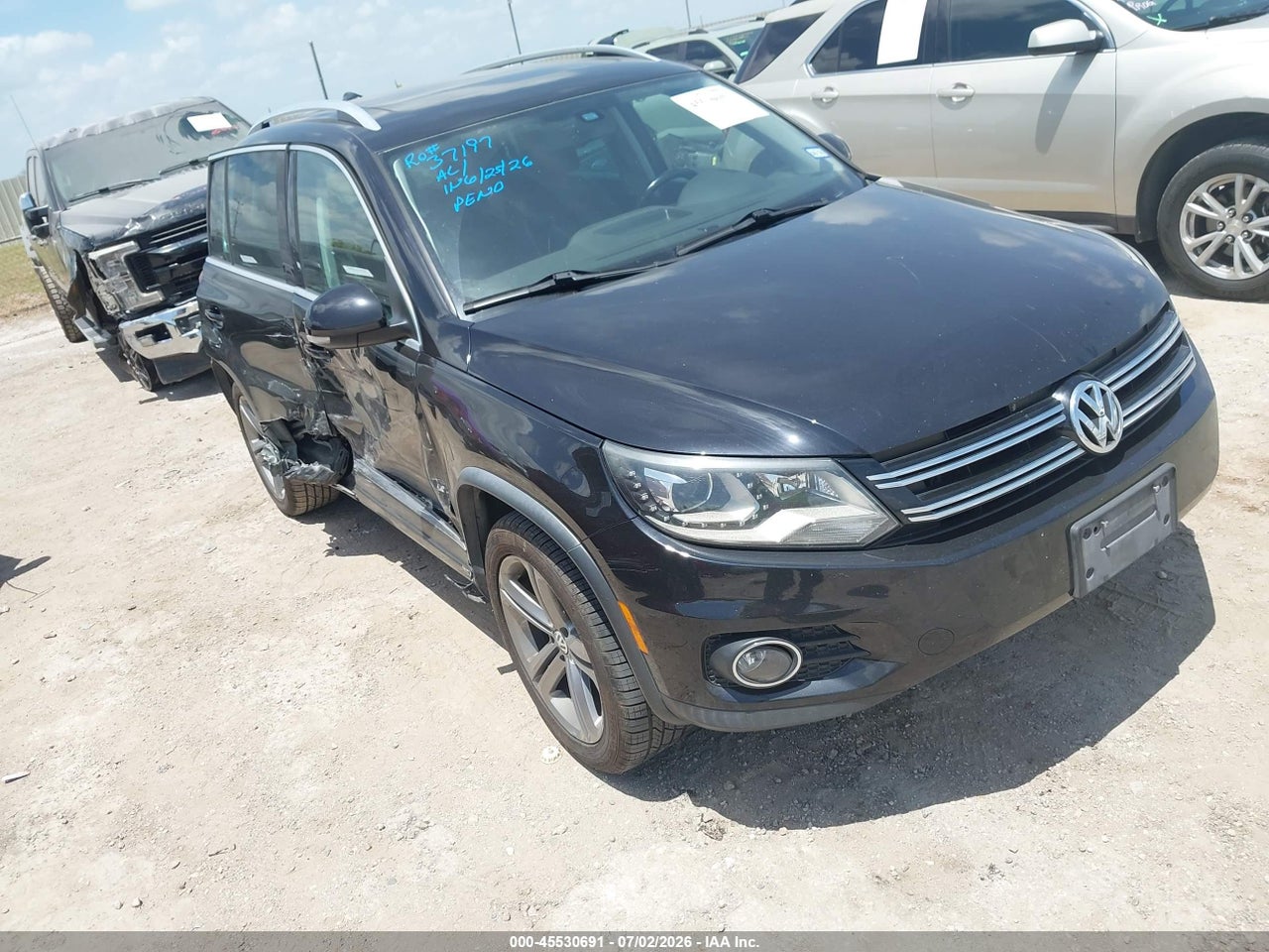 WVGTV7AX5HW****** · 2017 VOLKSWAGEN TIGUAN 2.0T SPORT