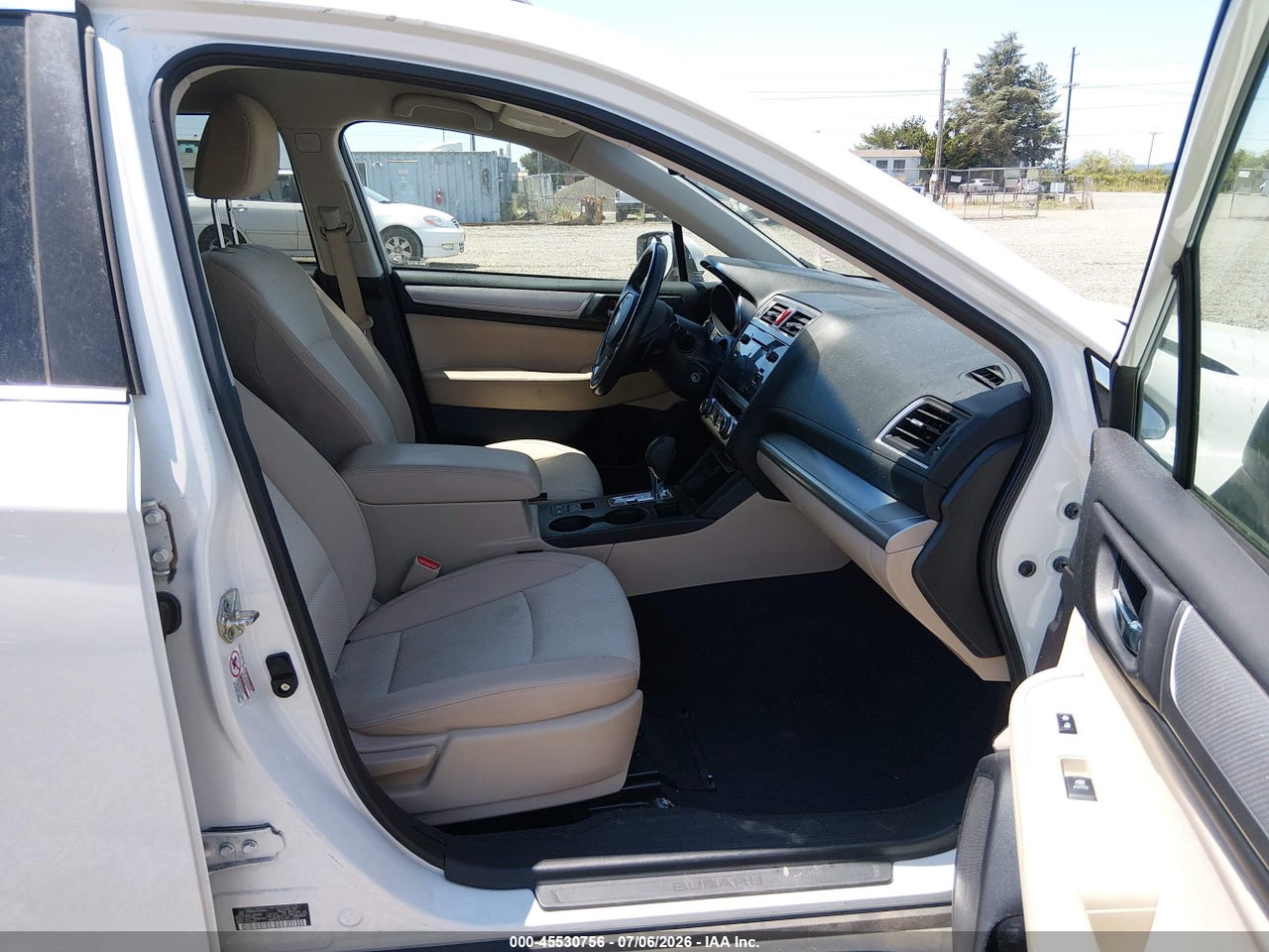 4S4BSACC7H3****** · 2017 SUBARU OUTBACK 2.5I PREMIUM · 5/11