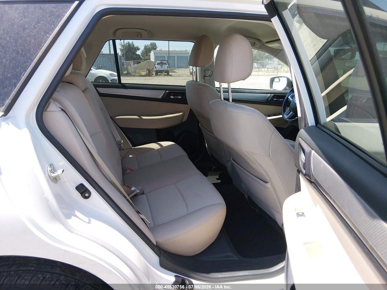 4S4BSACC7H3****** · 2017 SUBARU OUTBACK 2.5I PREMIUM · 8/11
