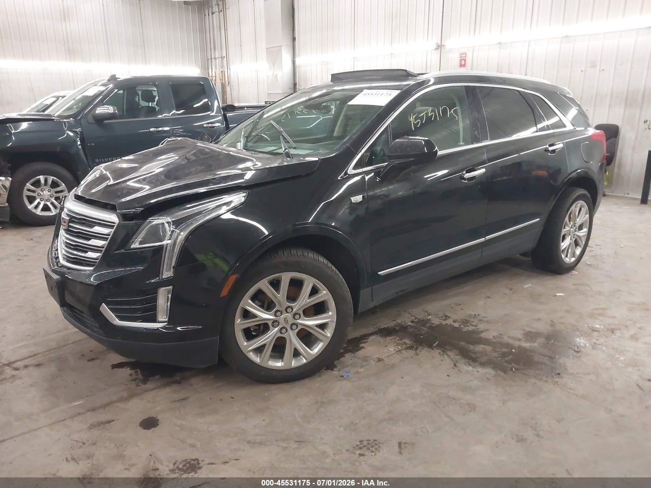2017 CADILLAC XT5 LUXURY · 2/11