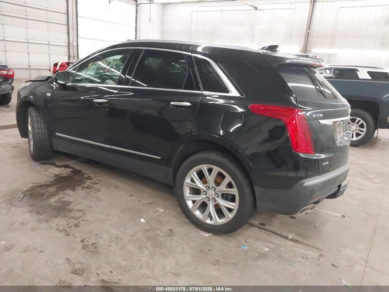 2017 CADILLAC XT5 LUXURY · 3/11