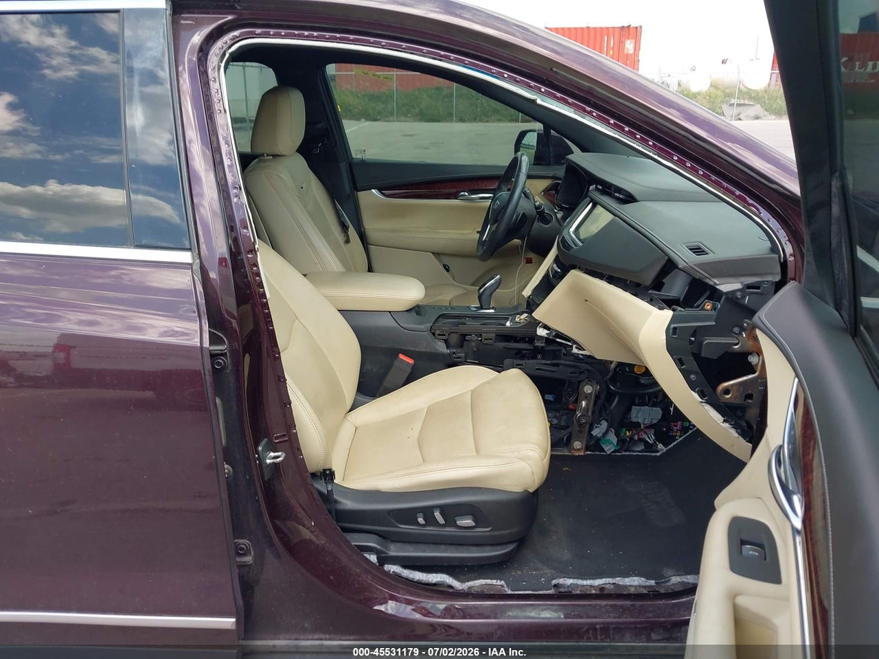 2017 CADILLAC XT5 LUXURY · 5/11