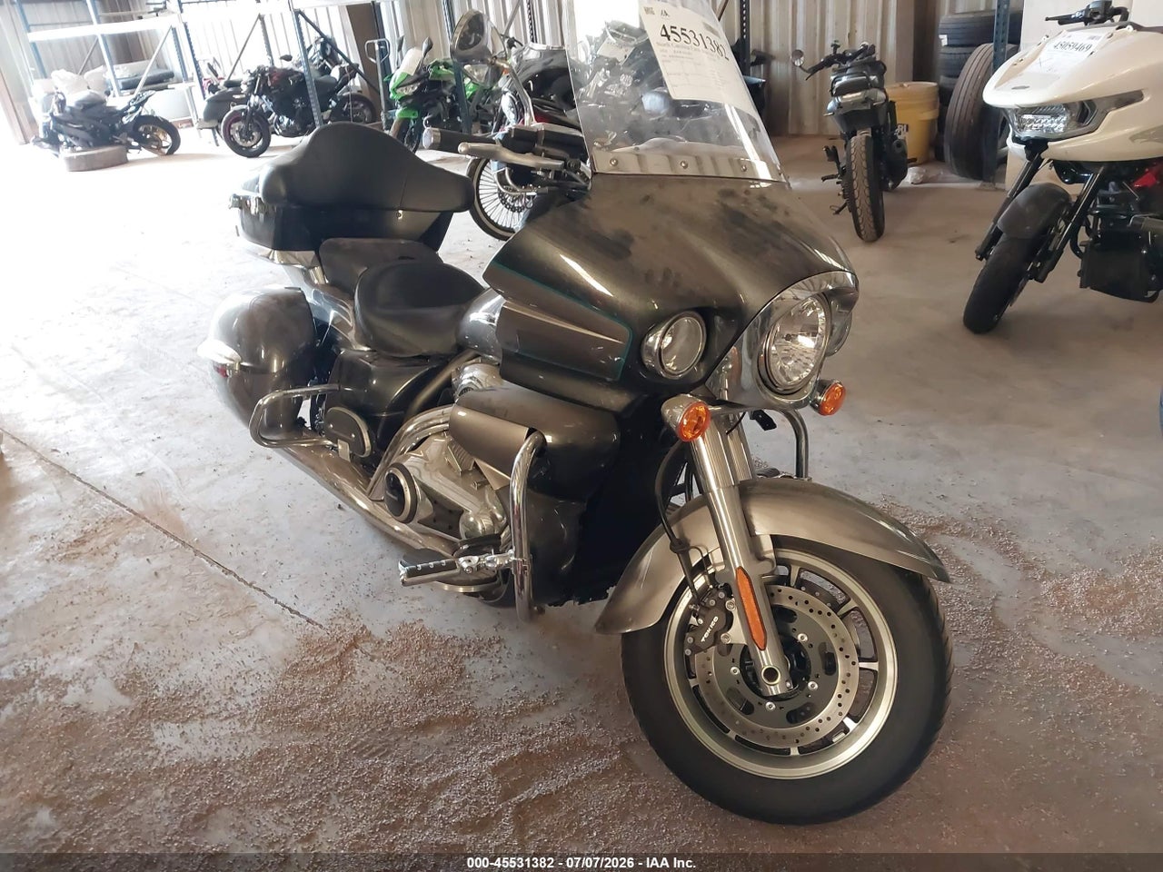 JKBVNRB16RA****** · 2024 KAWASAKI VN1700 B