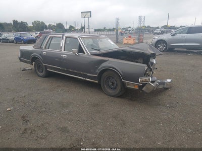 1LNBP96FXFY****** · 1985 LINCOLN TOWN CAR