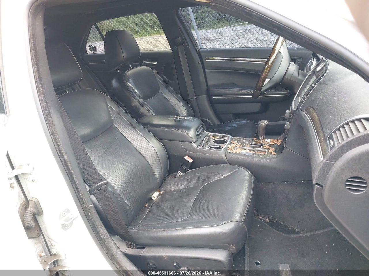 2011 CHRYSLER 300 LIMITED · 5/10