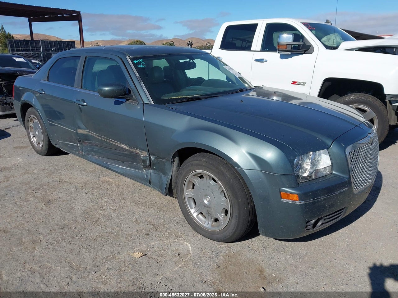 2C3AA53GX5H****** · 2005 CHRYSLER 300 TOURING