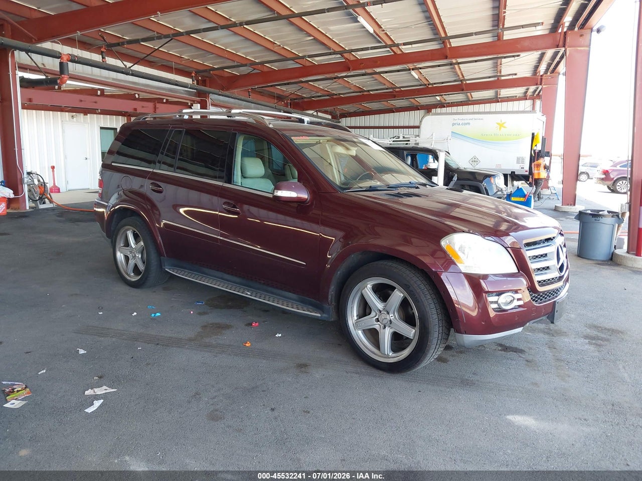 4JGBF86EX8A****** · 2008 MERCEDES-BENZ GL 550 4MATIC