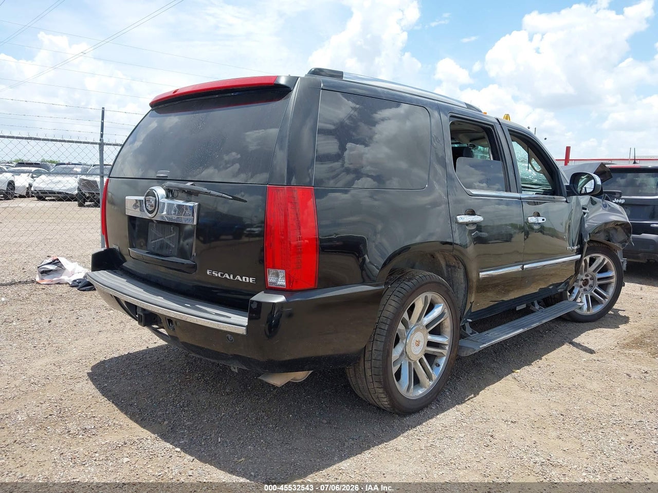 2009 CADILLAC ESCALADE STANDARD · 4/10