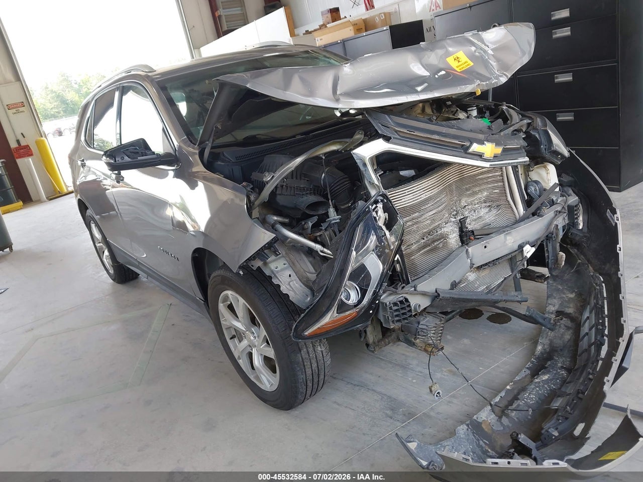 3GNAXTEX8JS****** · 2018 CHEVROLET EQUINOX LT