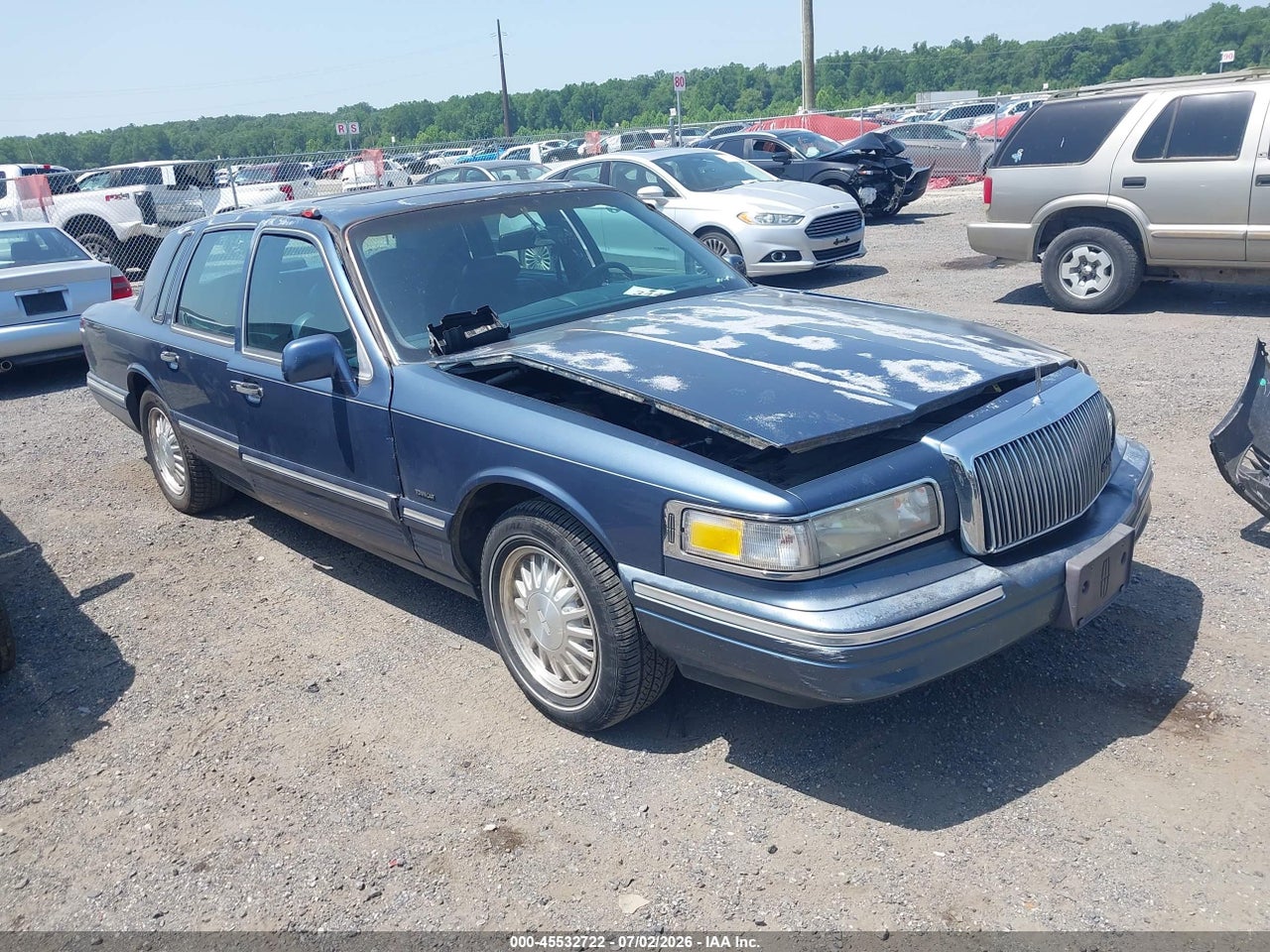 1LNLM82W4TY****** · 1996 LINCOLN TOWN CAR SGN/DMND ANV/CYPRESS/JN