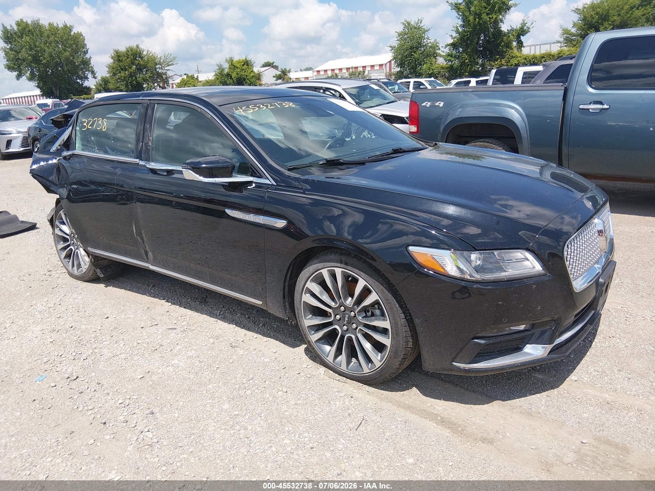 1LN6L9NP4H5****** · 2017 LINCOLN CONTINENTAL RESERVE