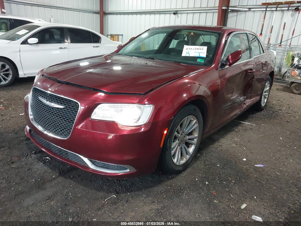 2017 CHRYSLER 300 LIMITED · 2/11