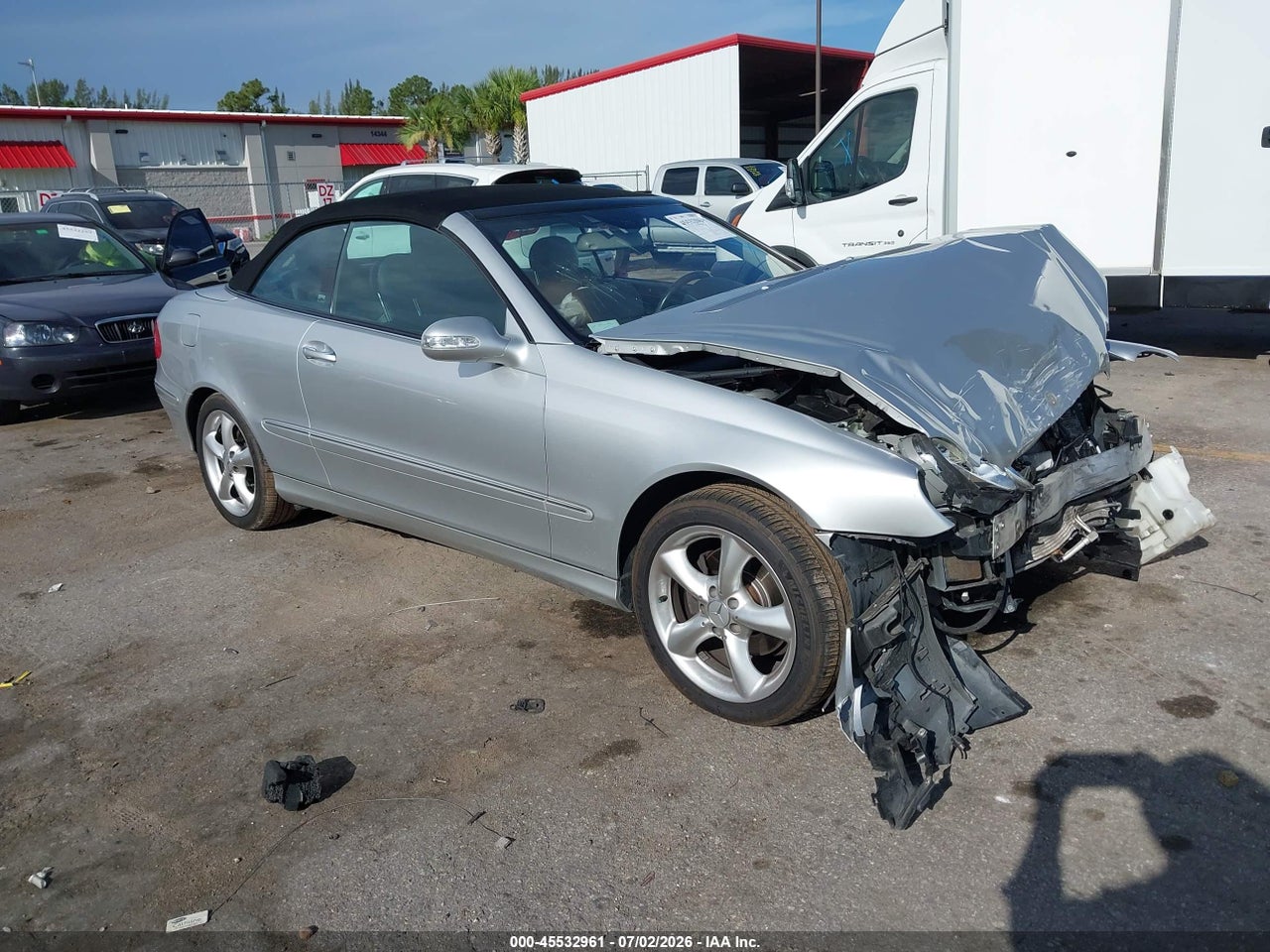 WDBTK65J05F****** · 2005 MERCEDES-BENZ CLK 320