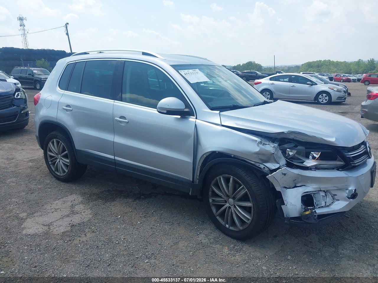 WVGBV3AX0EW****** · 2014 VOLKSWAGEN TIGUAN SE