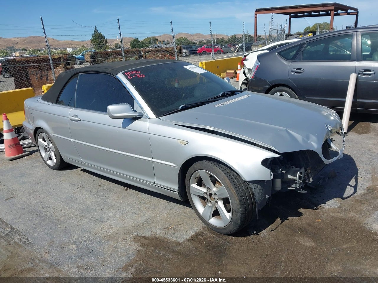 WBABW33475P****** · 2005 BMW 325CI