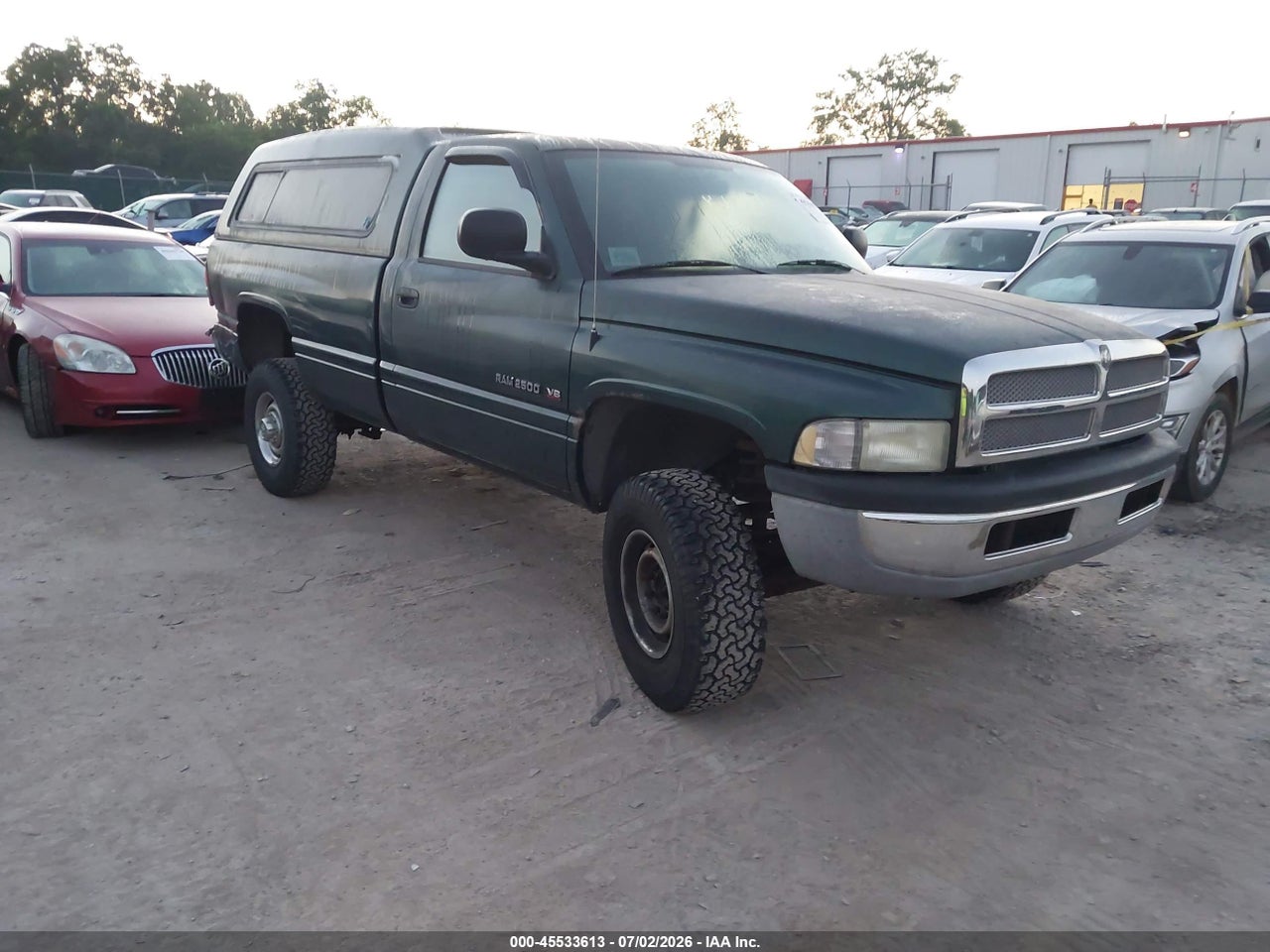 3B7KF26ZX2M****** · 2002 DODGE RAM 2500 ST