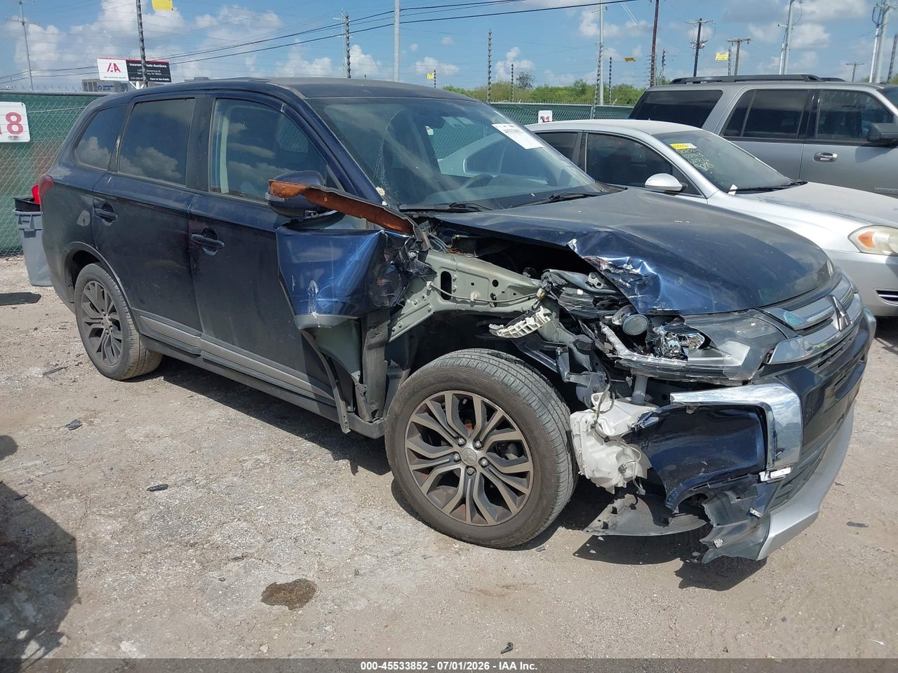 JA4AD3A34HZ****** · 2017 MITSUBISHI OUTLANDER SE