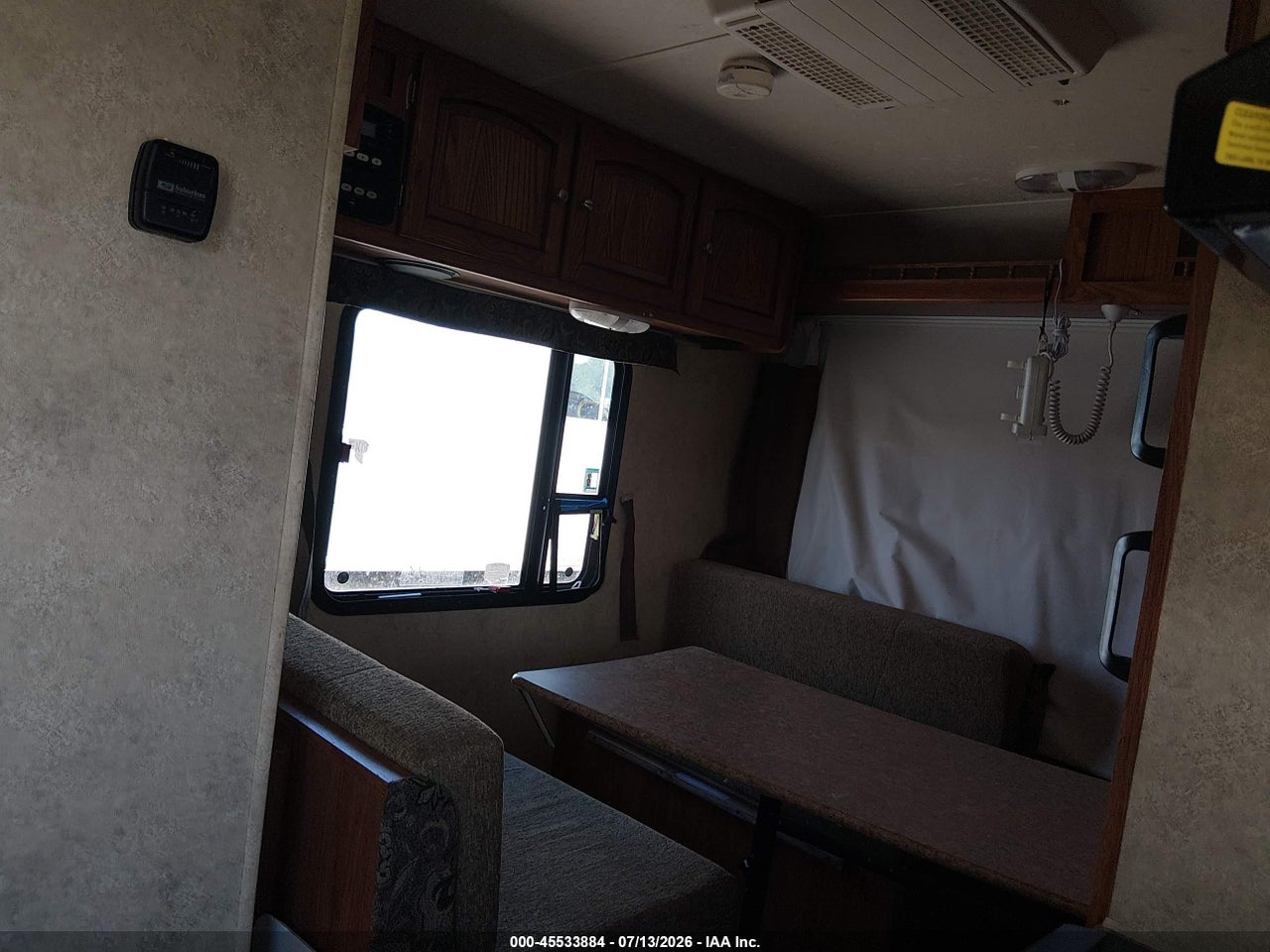 4X4TFL713DD****** · 2013 FOREST RIVER SHAMROCK · 8/10